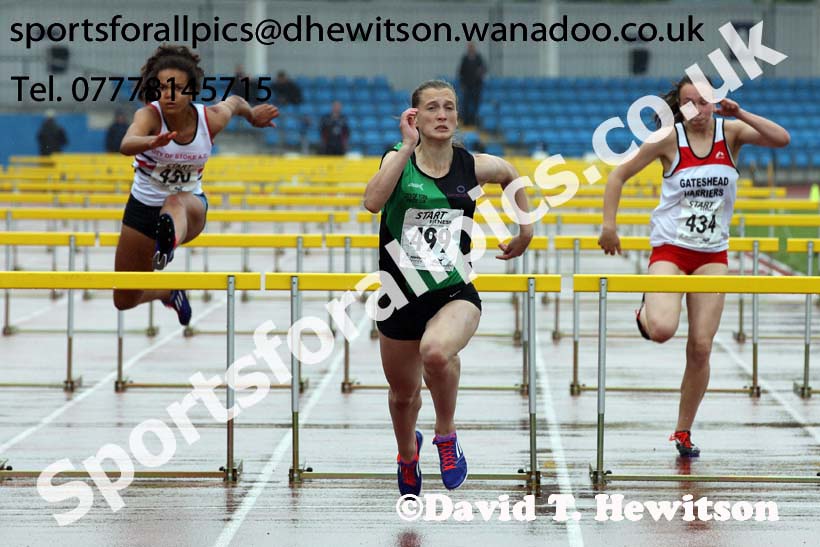 Womens under-20s 100 metres hurdles, Northern Championships, Sport City, Manchester. Photo: David T. Hewitson/Sports for All Pics
